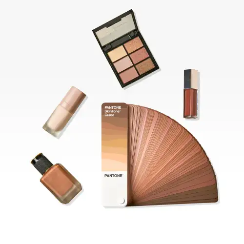 Product image of the product “PANTONE SkinTone Guide | 138 Professional Skin Tone Colour References ”