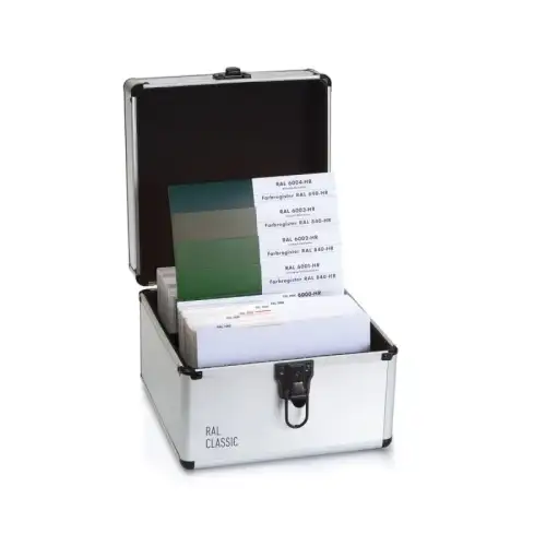 Artikelbild des Artikels “RAL 840-HR Farbprimärstandard-Set | 216 RAL CLASSIC Standards in Seidenmatt “