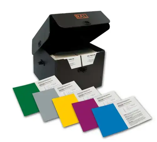 Artikelbild des Artikels “RAL 841-GL Primary standards with 196 RAL CLASSIC colours “