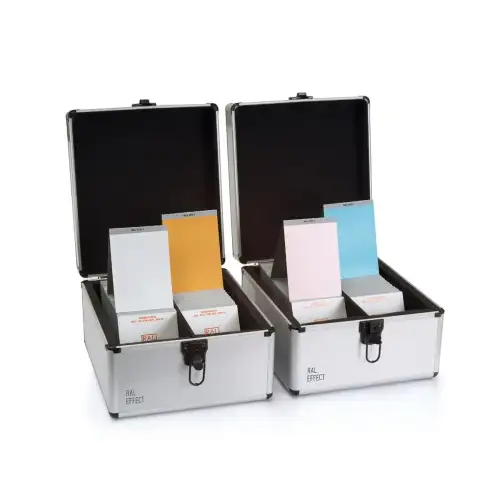 Artikelbild des Artikels “RAL E1 Primärstandard-Set | 490 RAL EFFECT Farbstandards für Qualitätskontrolle “