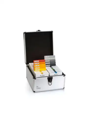 Artikelbild des Artikels “RAL P1 100 plastic colour plates in a protective case “