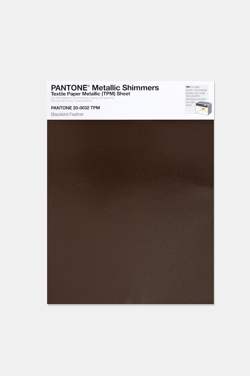 Product image 1 of the product “PANTONE® METALLIC SHIMMERS SHEET 20-0032 TPM Blackbird Feather ”