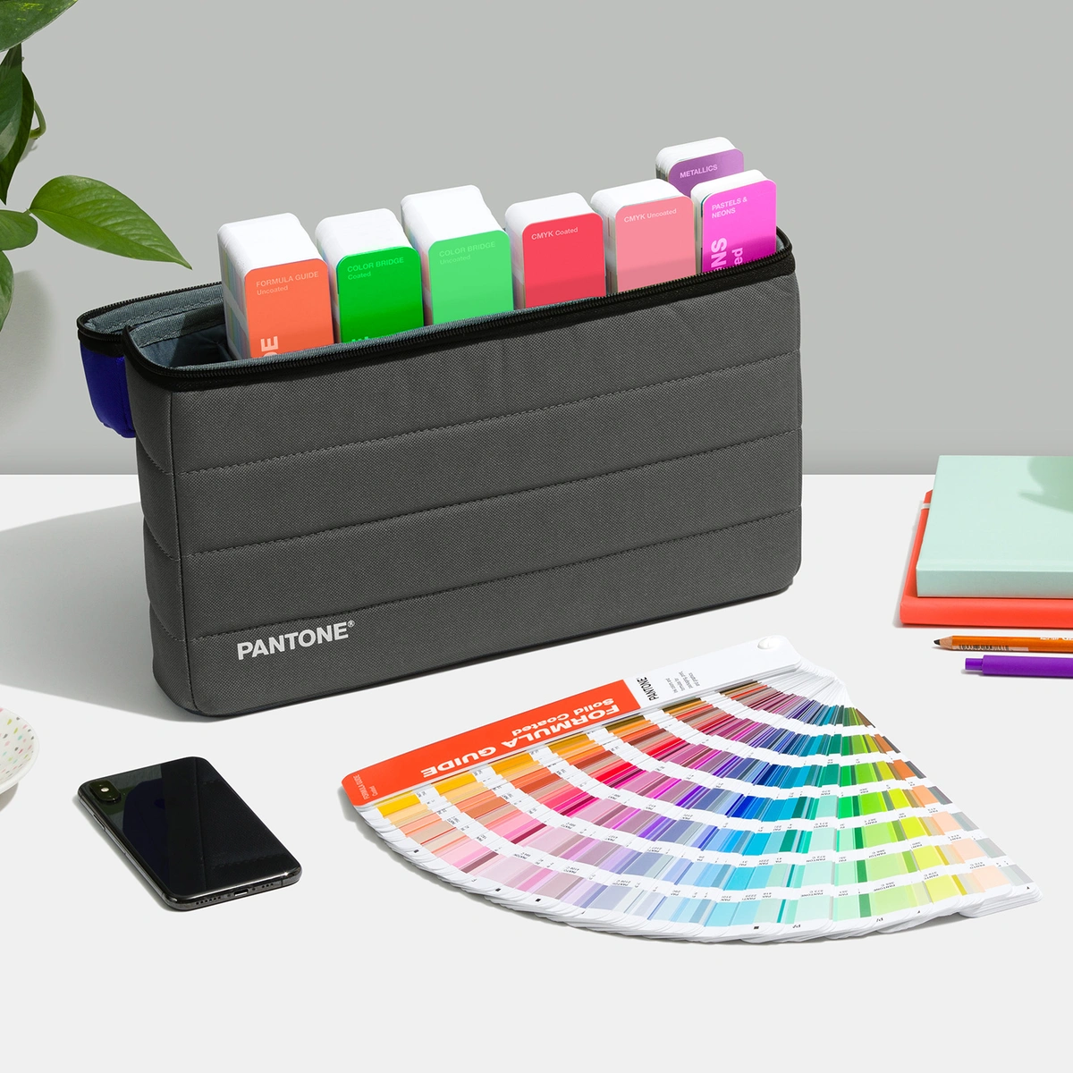 Product image 1 of the product “PANTONE Portable Guide Studio | 8 Professional Colour Guides for Print & Digital Design ”