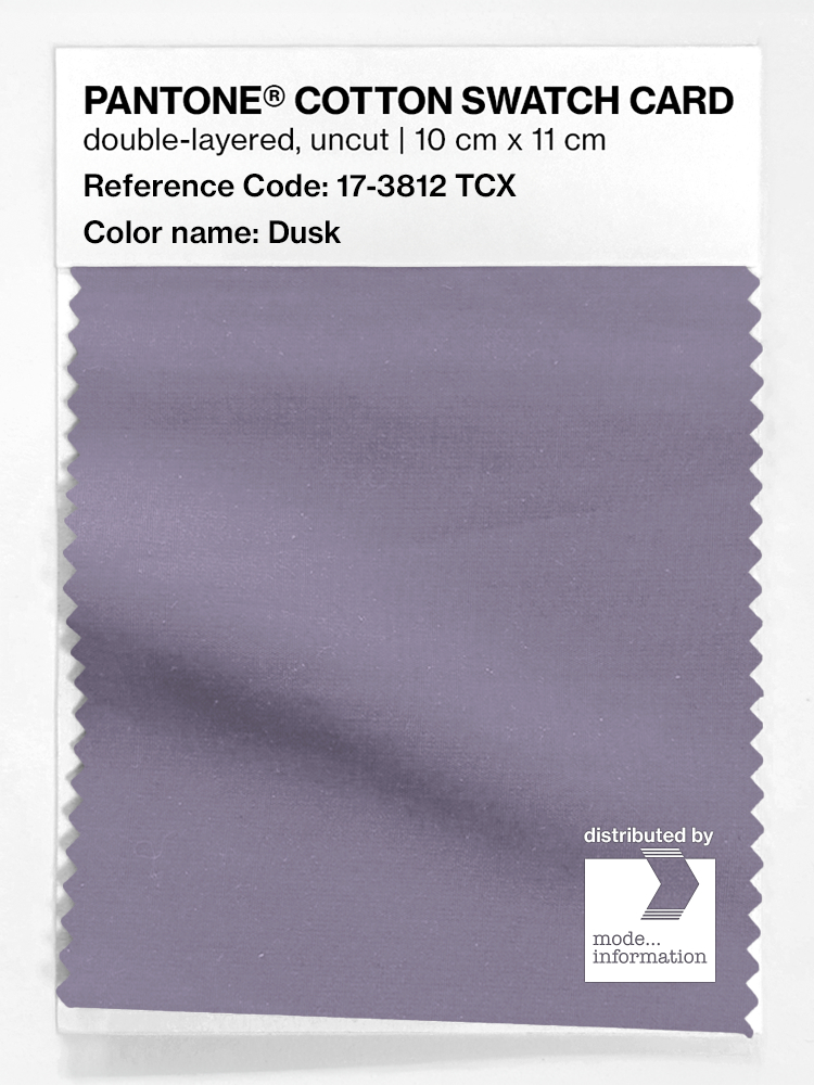Product image 1 of the product “PANTONE® COTTON SWATCH CARD 17-3812 TCX Dusk ”