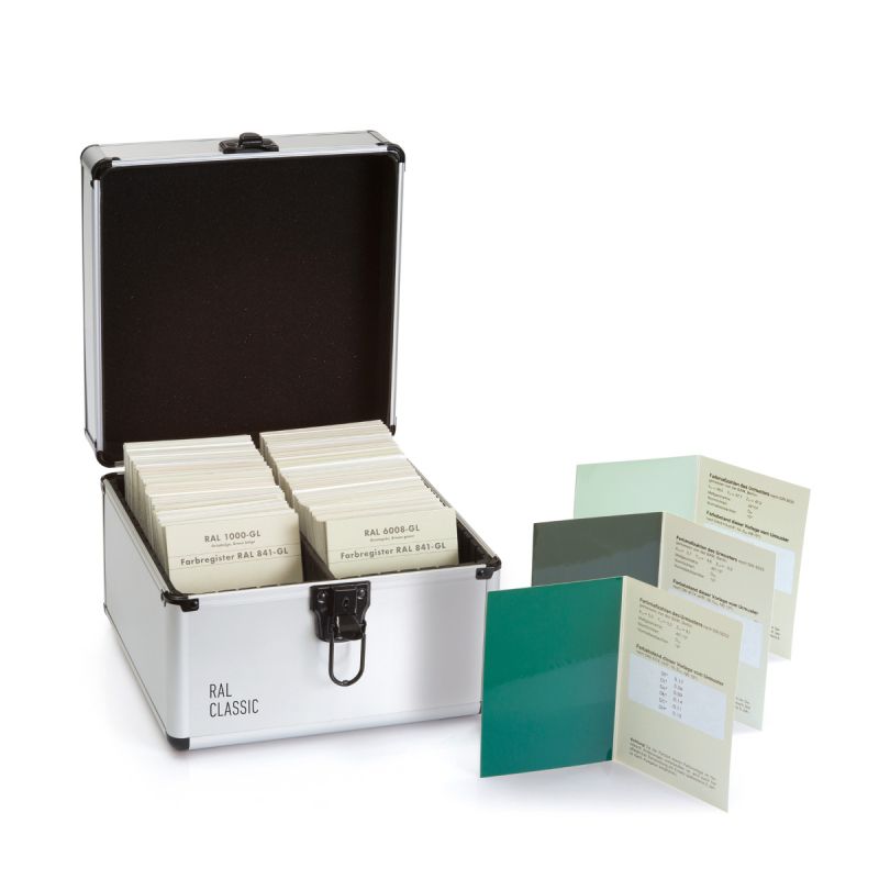 Artikelbild 1 des Artikels “RAL 841-GL Farbprimärstandard-Set | 199 RAL CLASSIC Standards in Hochglanz “
