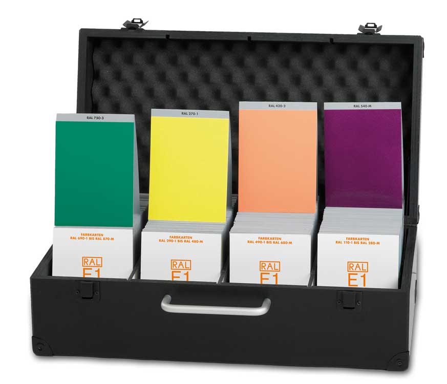 Artikelbild 1 des Artikels “RAL E1 Primary standards of all 490 RAL EFFECT colours in a “