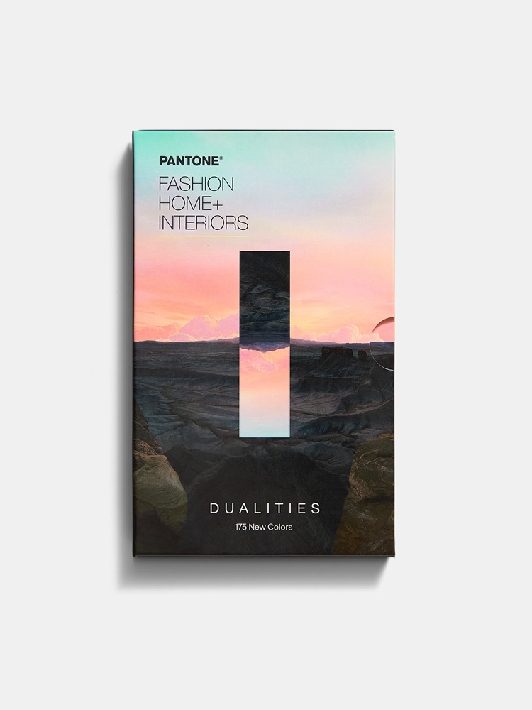 Product image 1 of the product “PANTONE FHI Supplement Color Specifier, 175 Colors ”