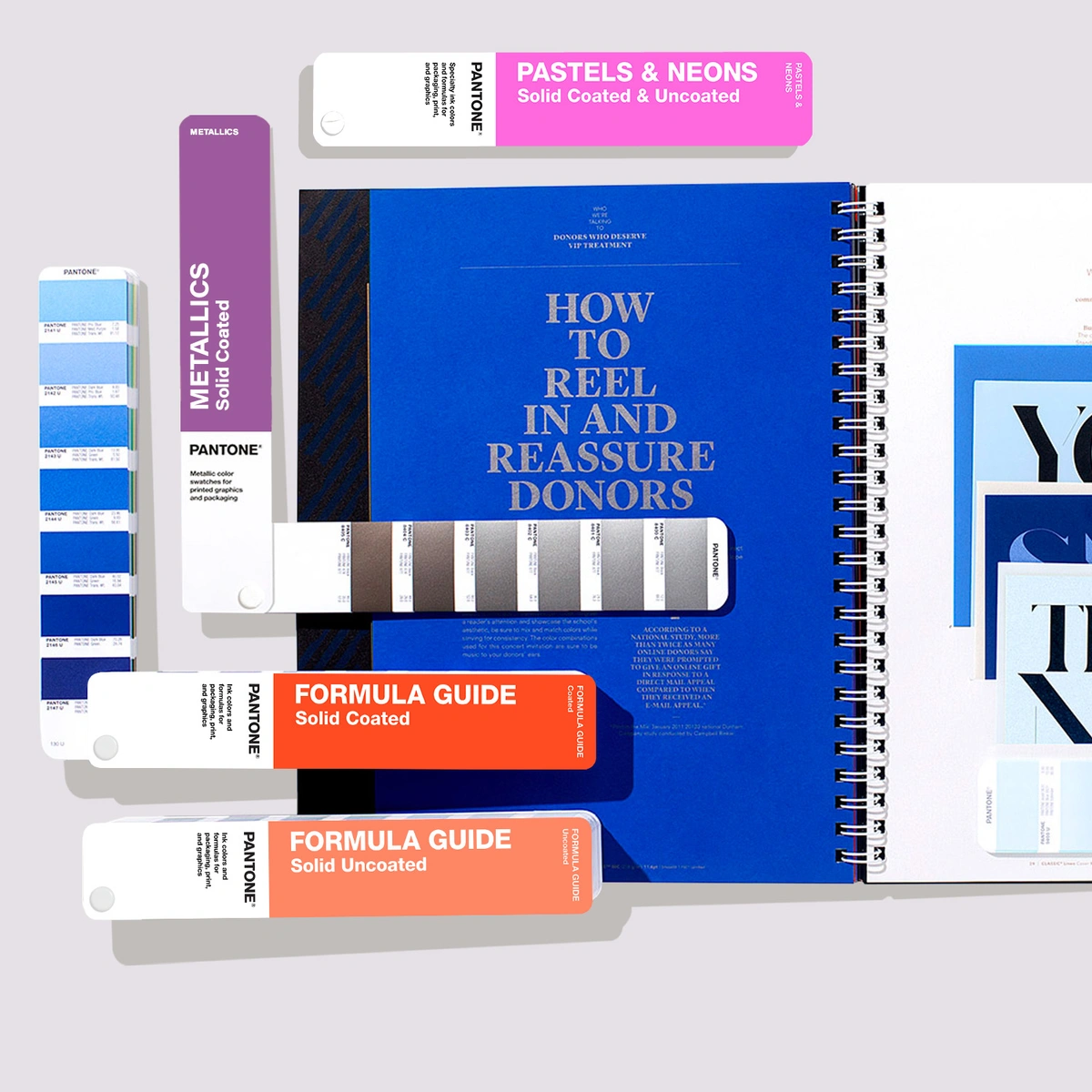 Product image 2 of the product “PANTONE Solid Guide Set | 3,255 Spot, Metallic, Pastel & Neon Colours ”