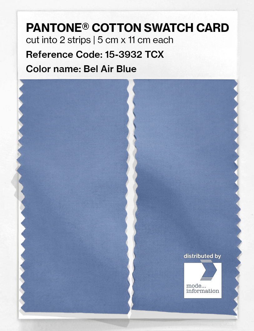 Product image 2 of the product “PANTONE® COTTON SWATCH CARD 15-3932 TCX Bel Air Blue ”