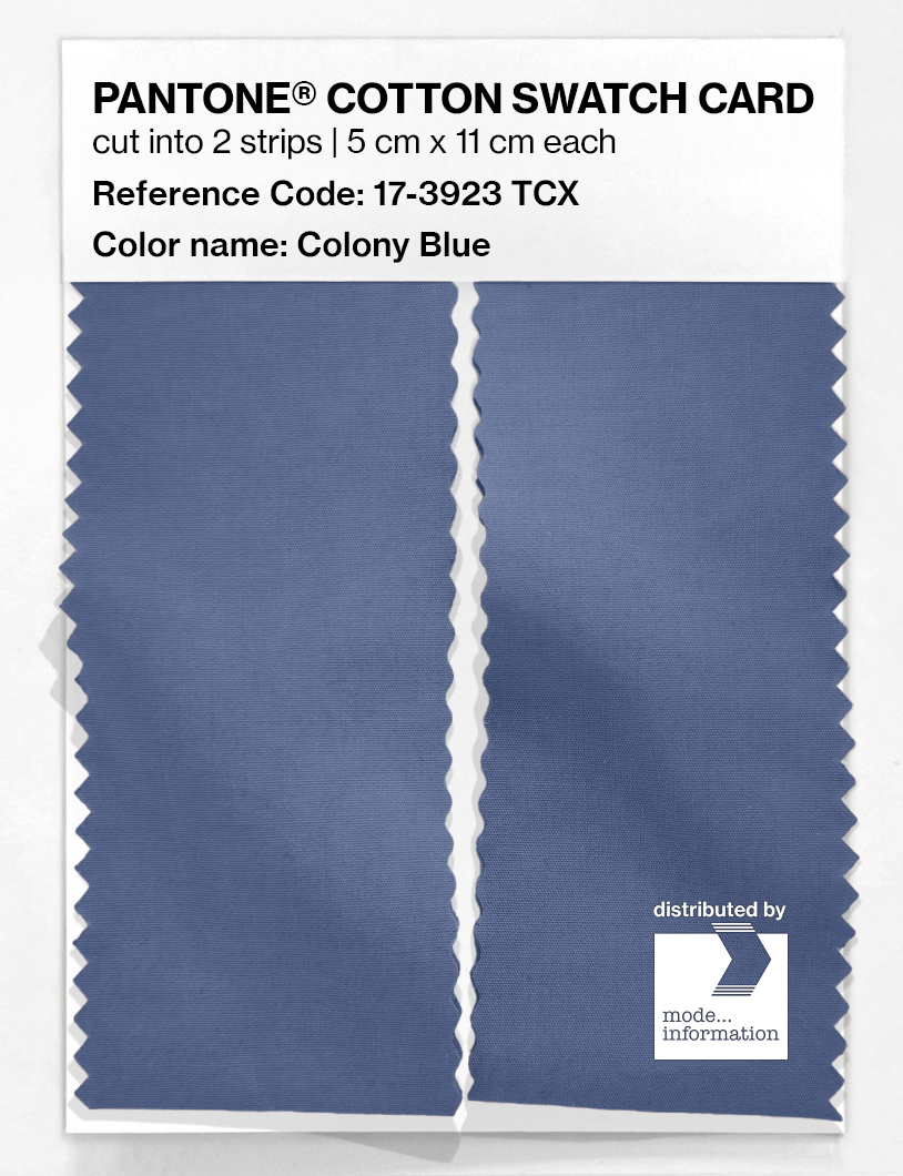 Product image 2 of the product “PANTONE® COTTON SWATCH CARD 17-3923 TCX Colony Blue ”