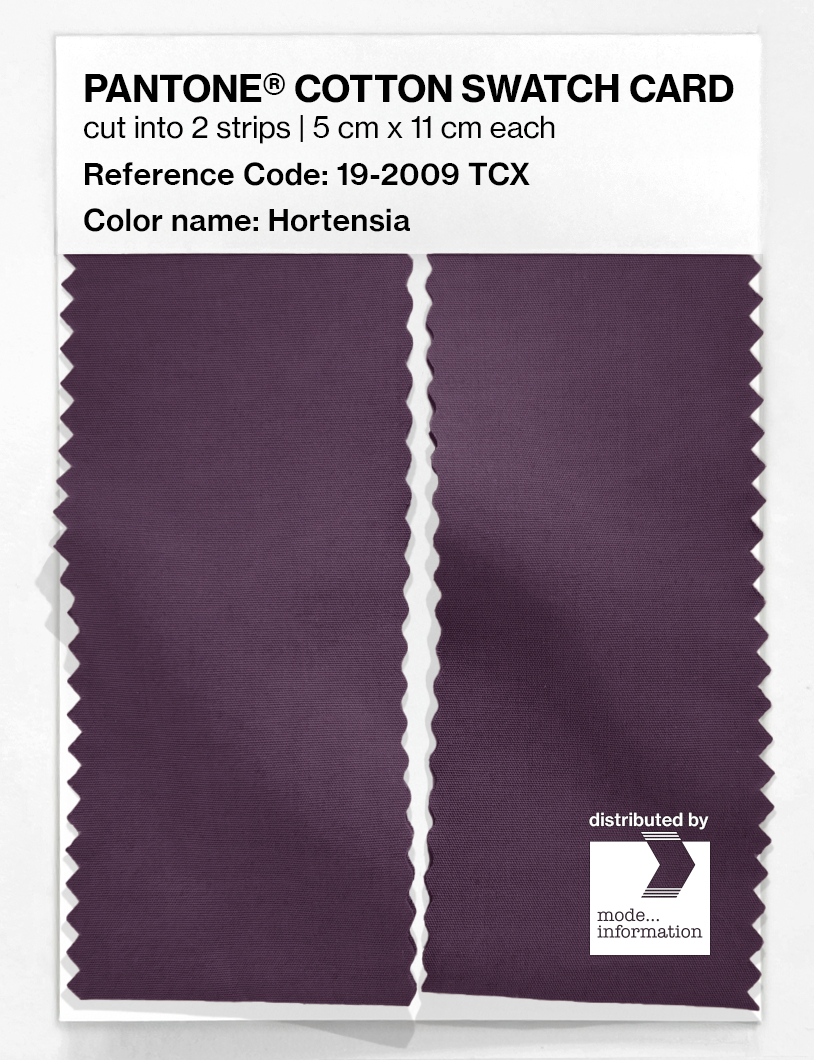 Product image 2 of the product “PANTONE® COTTON SWATCH CARD 19-2009 TCX Hortensia ”