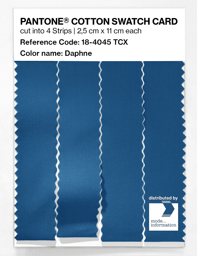 Product image 3 of the product “PANTONE® COTTON SWATCH CARD 18-4045 TCX Daphne ”