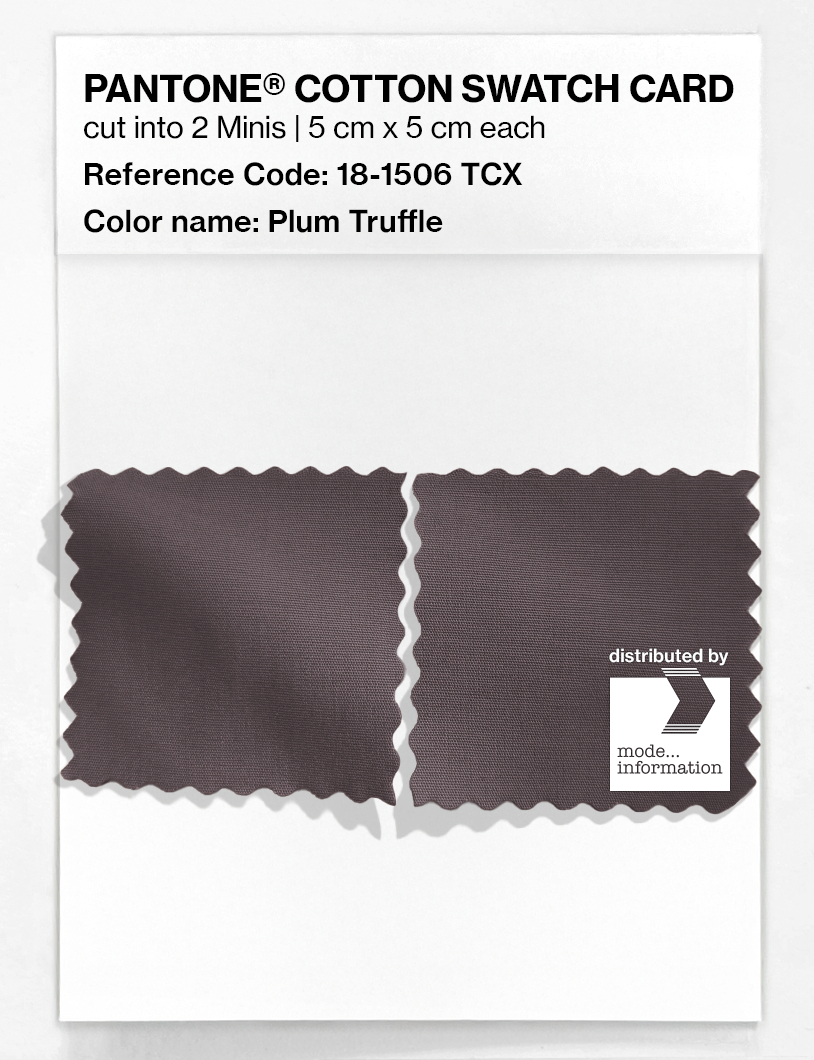 Product image 4 of the product “PANTONE® COTTON SWATCH CARD 18-1506 TCX Plum Truffle ”
