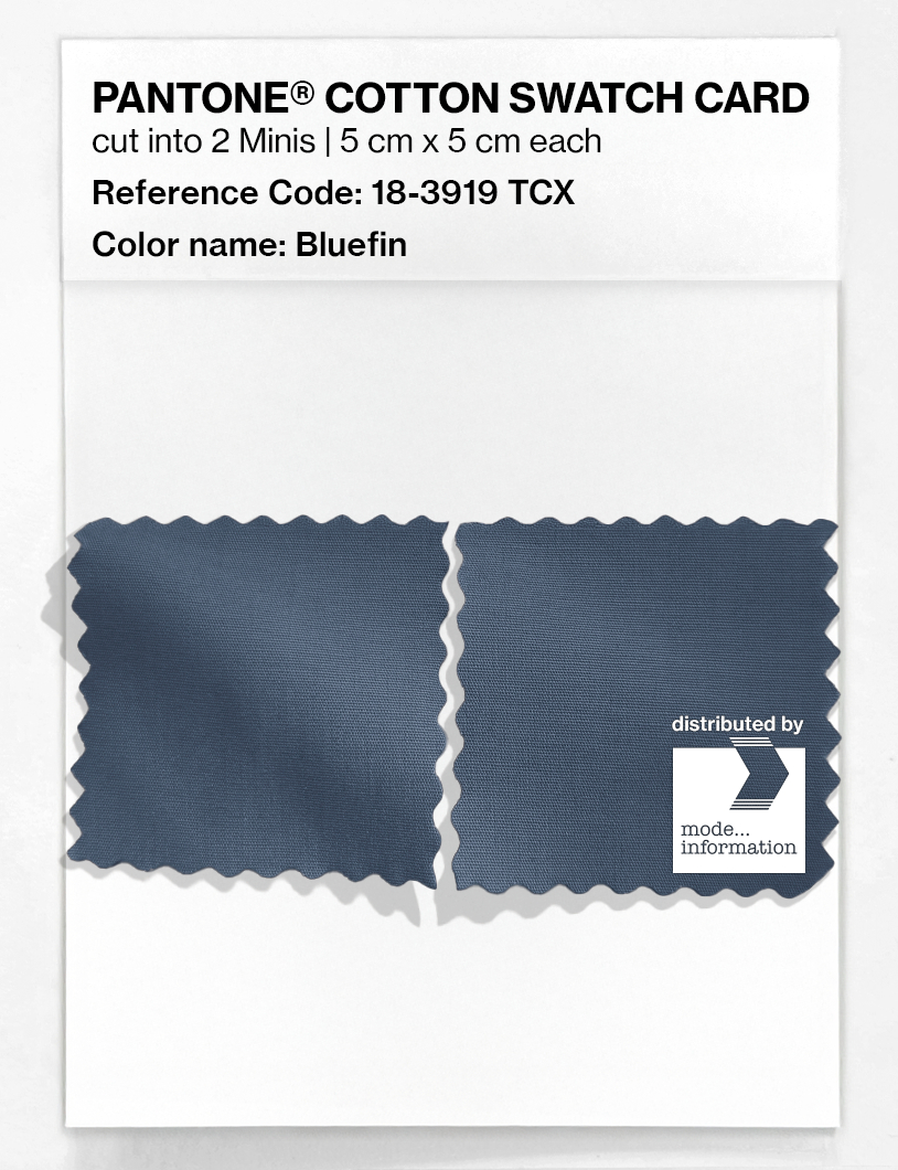 Product image 4 of the product “PANTONE® COTTON SWATCH CARD 18-3919 TCX Bluefin ”