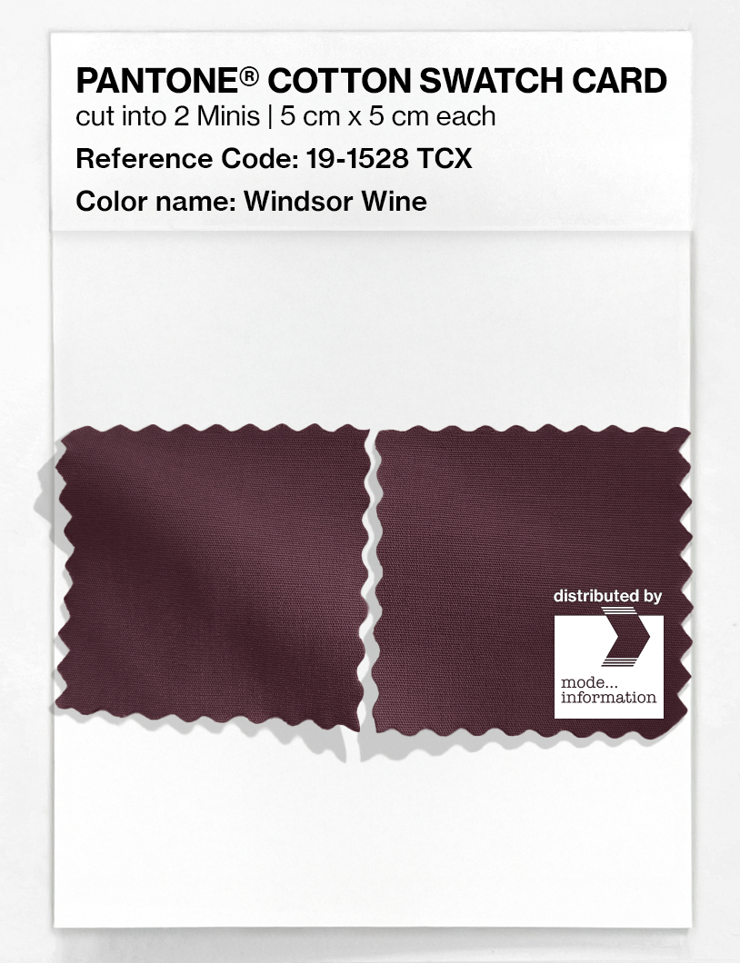 Product image 4 of the product “PANTONE® COTTON SWATCH CARD 19-1528 TCX Windsor Wine ”