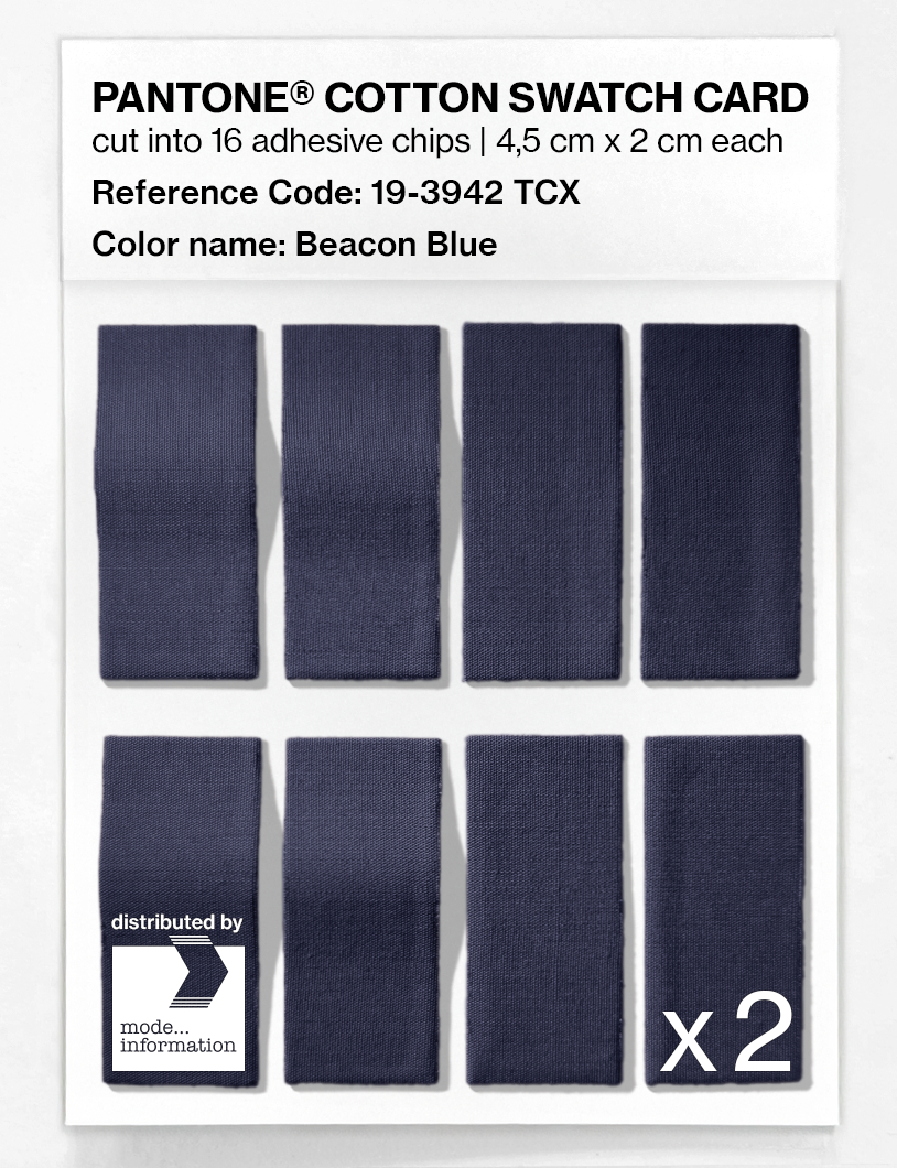 Product image 5 of the product “PANTONE® COTTON SWATCH CARD 19-3942 TCX Beacon Blue ”