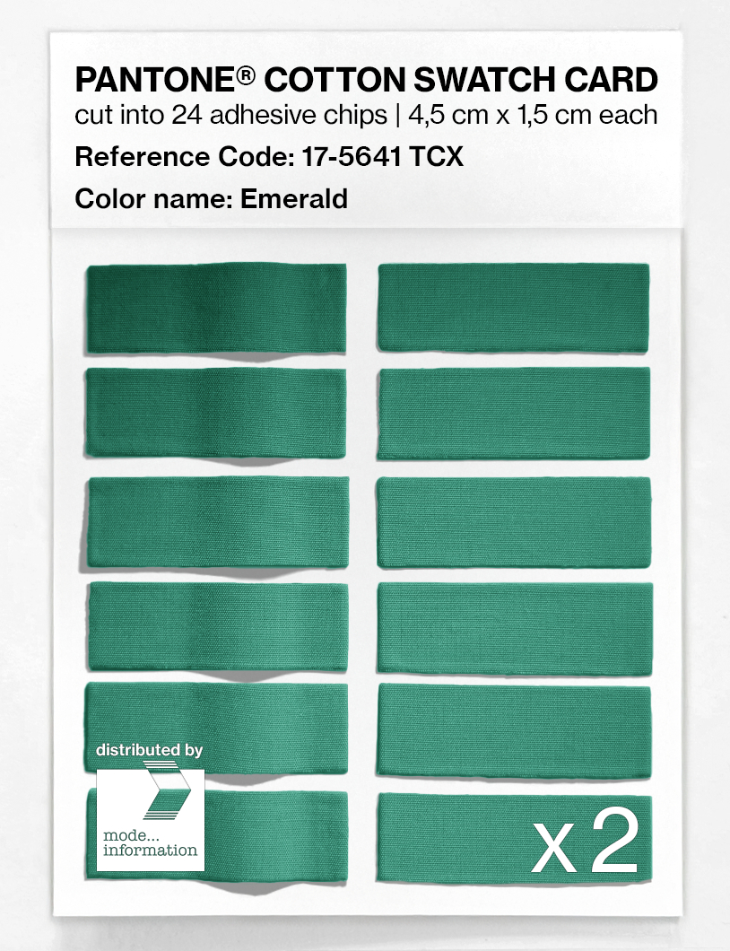 Product image 6 of the product “PANTONE® COTTON SWATCH CARD 17-5641 TCX Emerald ”