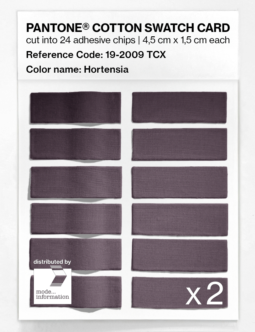 Product image 6 of the product “PANTONE® COTTON SWATCH CARD 19-2009 TCX Hortensia ”
