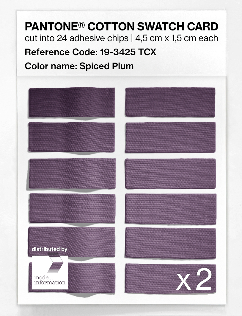 Product image 6 of the product “PANTONE® COTTON SWATCH CARD 19-3425 TCX Spiced Plum ”