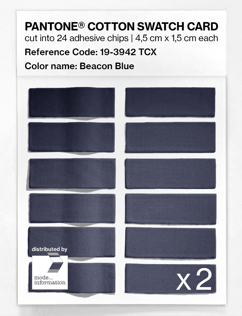 Product image 6 of the product “PANTONE® COTTON SWATCH CARD 19-3942 TCX Beacon Blue ”